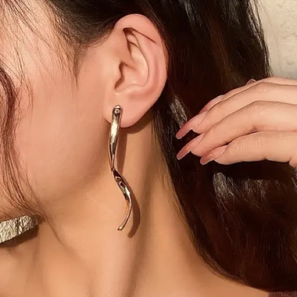 Modern Gold Toned Twist Stud Earrings - Picture 2 of 2